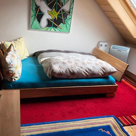 Doppelzimmer Dachgeschoss, Schnelles Wlan, Arbeitsplatz Und Garten Winningen Bagian luar foto