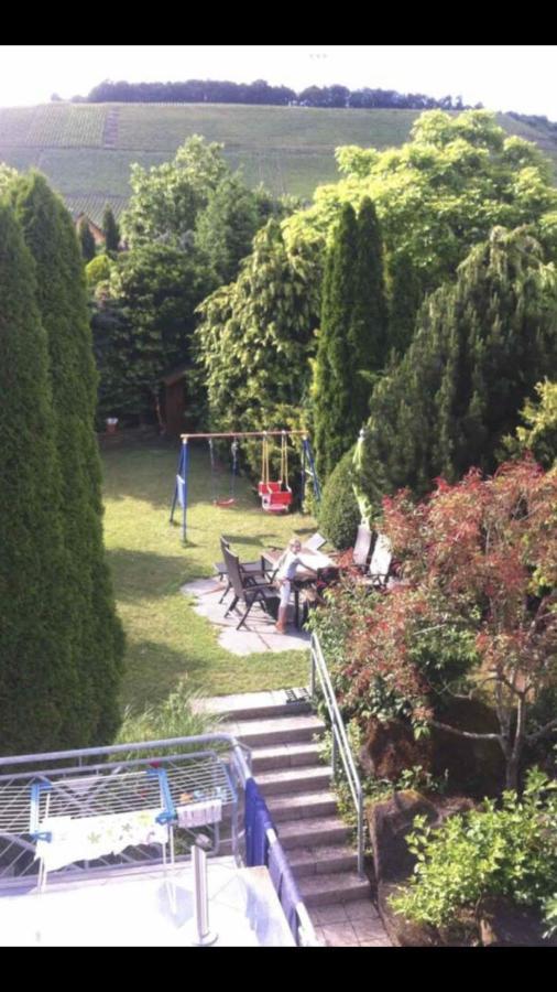 Doppelzimmer Dachgeschoss, Schnelles Wlan, Arbeitsplatz Und Garten Winningen Bagian luar foto